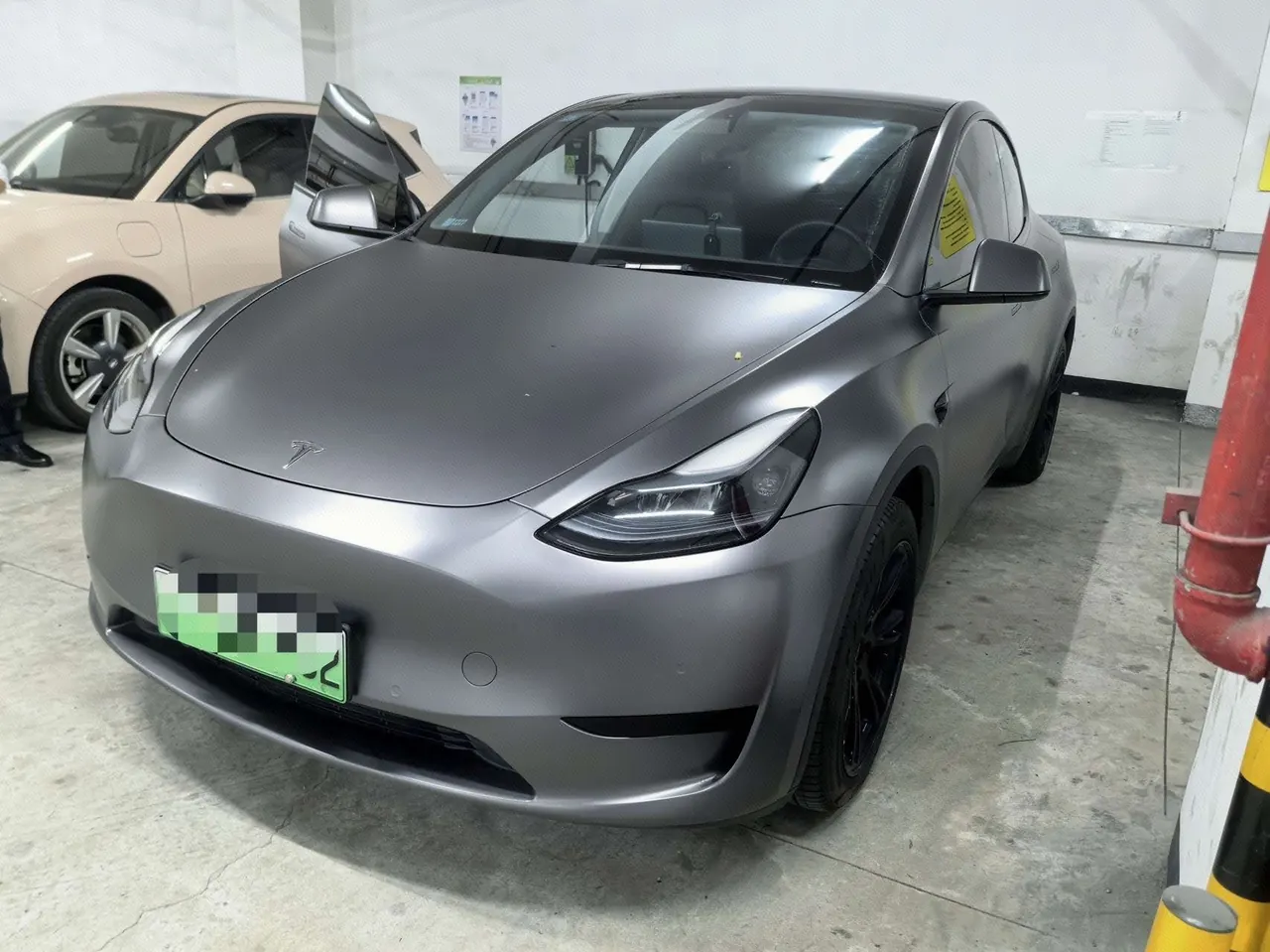 Открыть галерею: Tesla 2022 Model Y rear-wheel drive version (facelift) automatic gear