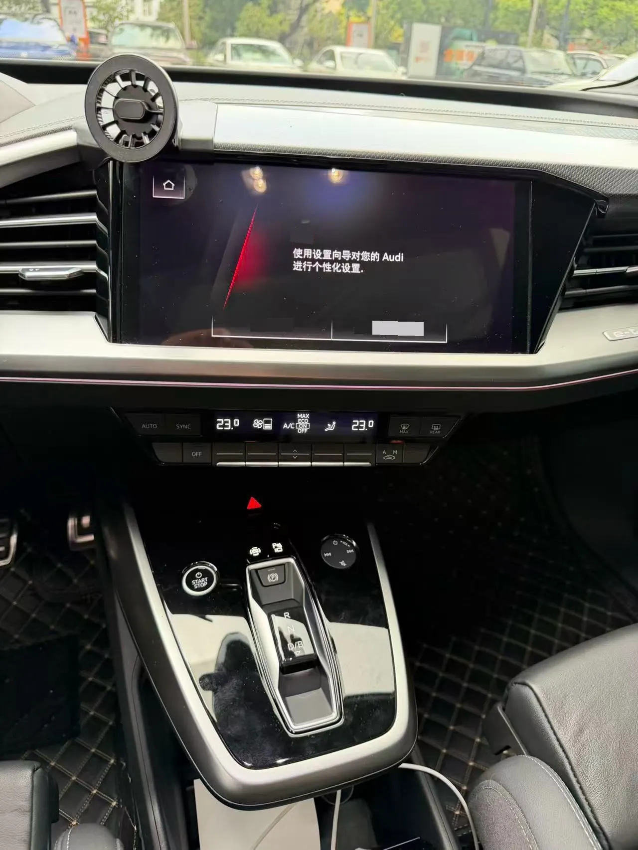 Audi 2022 Q4 e-tron 40 Creation Edition Automatic Gear 3