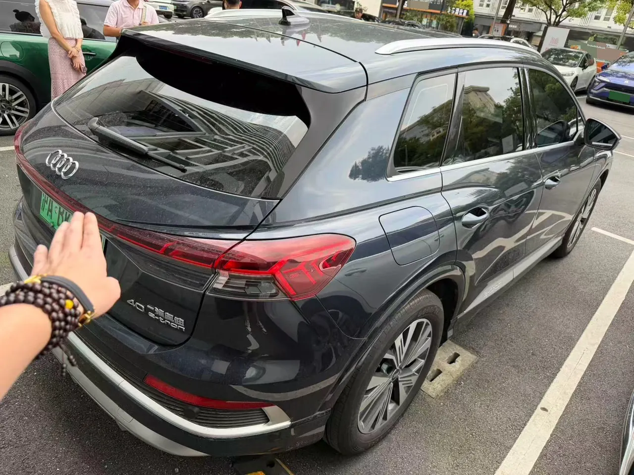 Audi 2022 Q4 e-tron 40 Creation Edition Automatic Gear 6