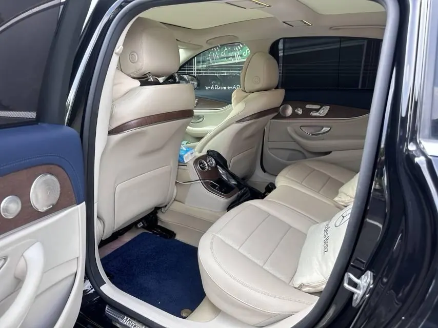 Mercedes Benz E Class 2022 E 300 L 2.0T Luxury (Change 2) Automatic Gear 4