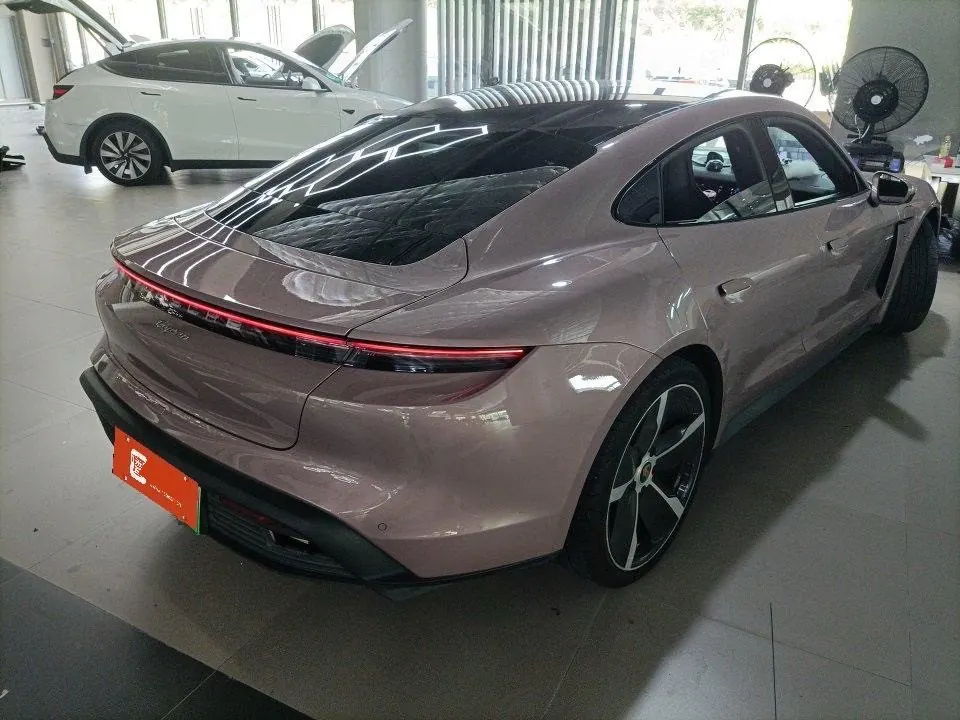 Porsche Taycan (Imported) 2020 Taycan Taycan Automatic 2