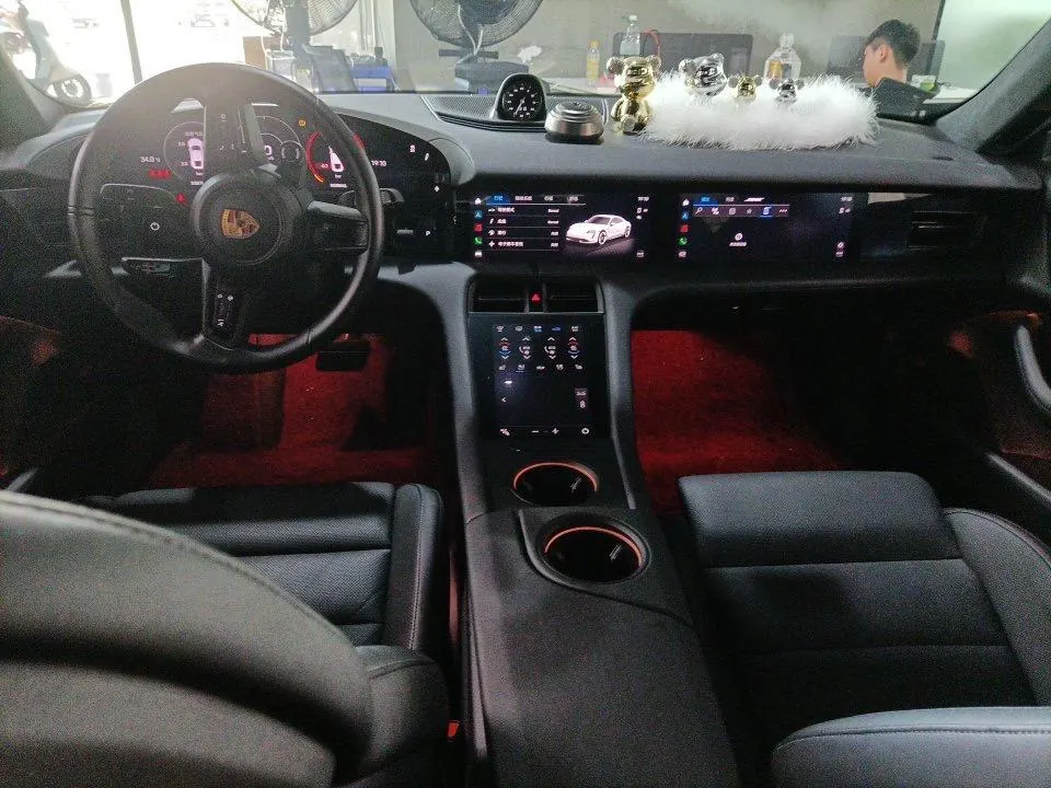Porsche Taycan (Imported) 2020 Taycan Taycan Automatic 3