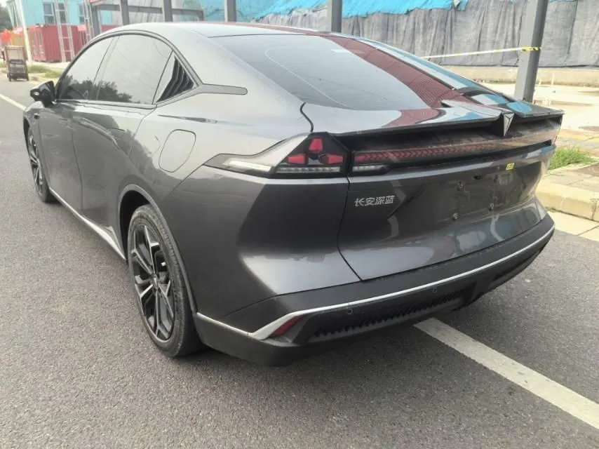 ChangAn Deepal 2023 SL 03 200Max Range-extended Automatic Gear 9