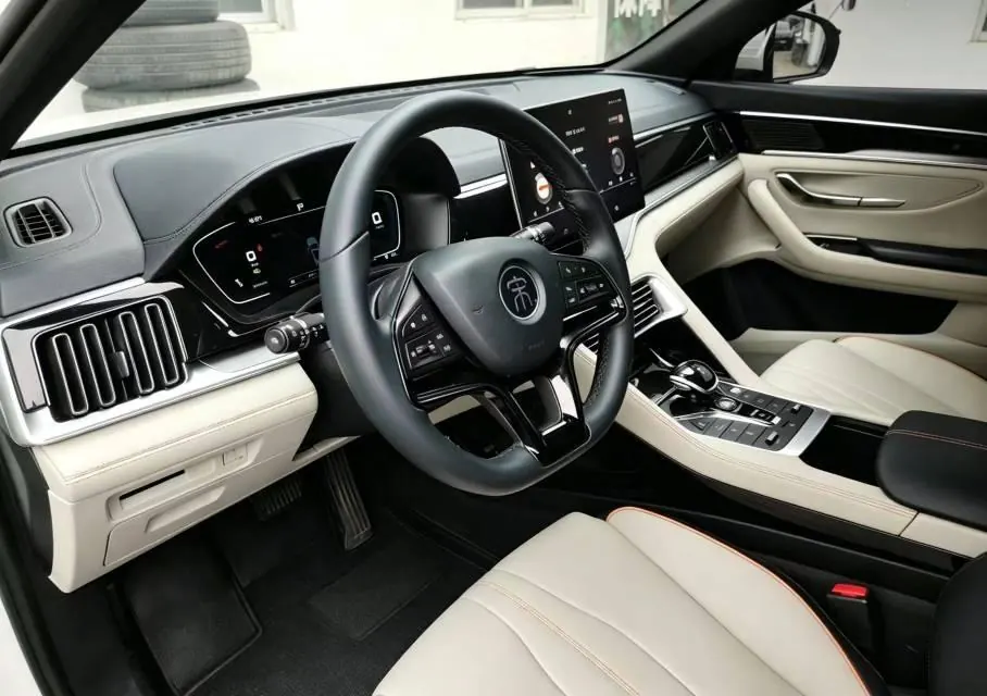 BYD Song PLUS New Energy 2022 Song PLUS DM-i 1.5 Stepless 110KM Flagship PLUS 5G Edition Automatic Gear 4