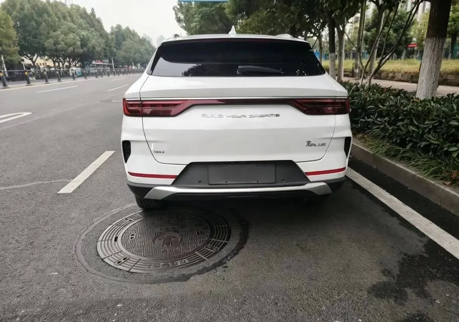 BYD Song PLUS New Energy 2022 Song PLUS DM-i 1.5 Stepless 110KM Flagship PLUS 5G Edition Automatic Gear 8