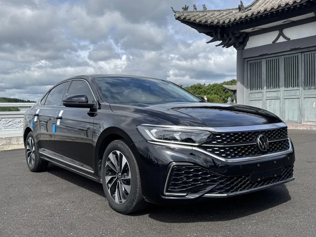 Volkswagen 2023 Passat 1.4TSI 280TSI Elite Edition Automatic 3