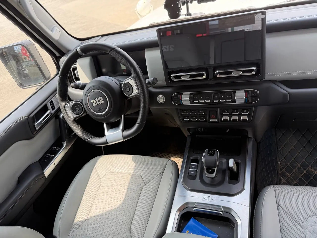 212 2025 T01 2.0T Diesel Edition Automatic Gear 5
