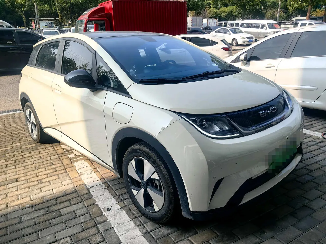 BYD 2023 Dolphin 420km Fashion Edition Automatic 2