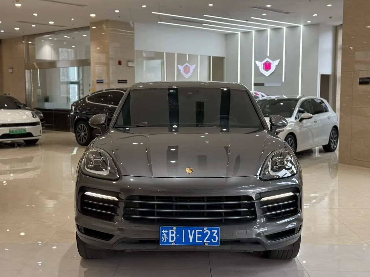 Porsche Cayenne (Imported) 2022 Cayenne 3.0T Platinum Edition Automatic Gear 2