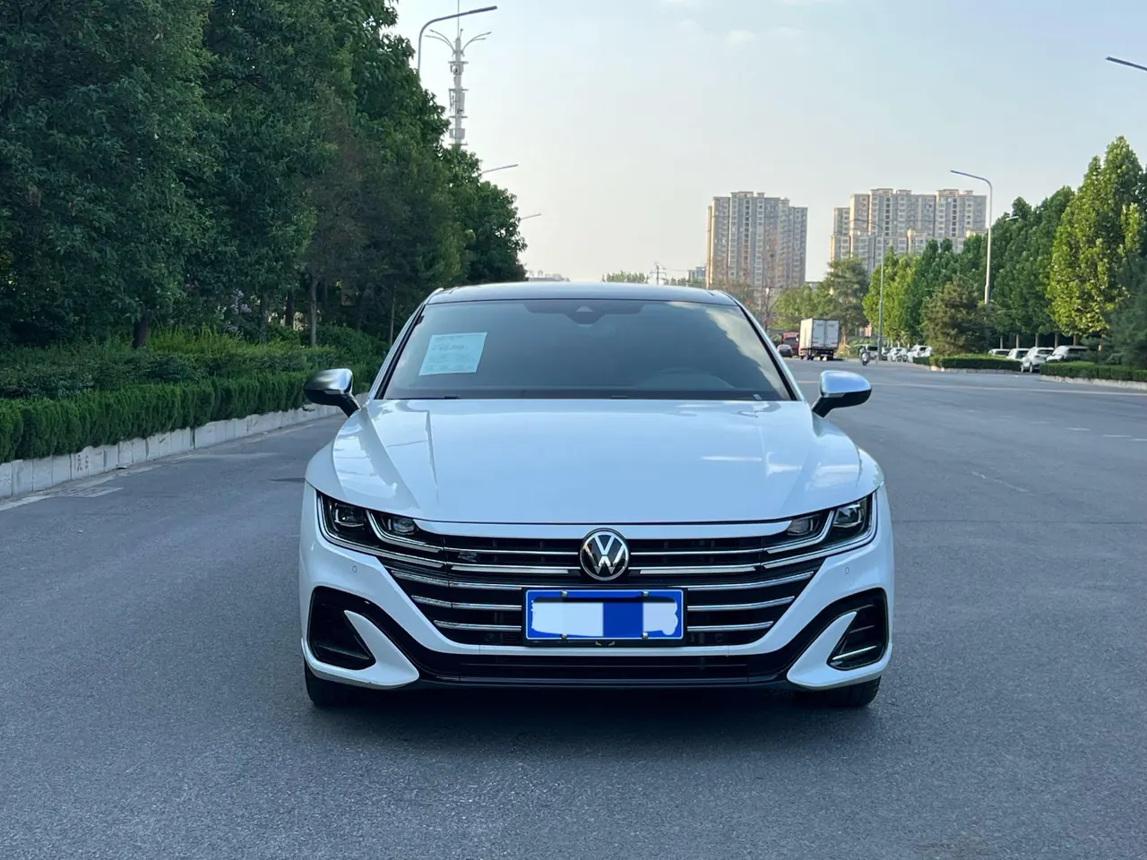 Volkswagen 2024 CC 2.0TSI 380TSI eye-catching automatic gear 2