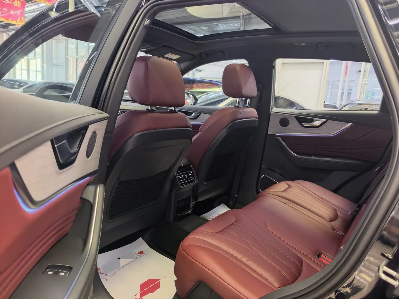 HongQi 2025 HS5 2.0T 4-wheel drive Xuan Ying Edition Automatic Gear 2