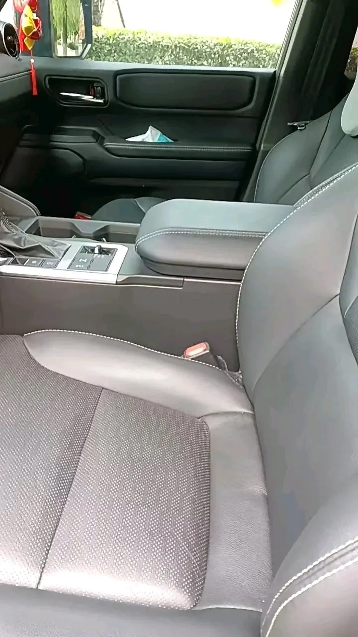 Toyota 2025 Prado HEV 2.4T all-around TX version 5-seat automatic gear 3