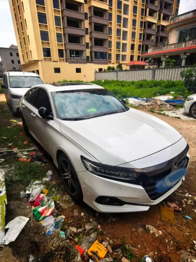 Honda 2022 10th Generation Accord 1.5T Stepless 260TURBO Magic Night Premium Edition Automatic Gear 2