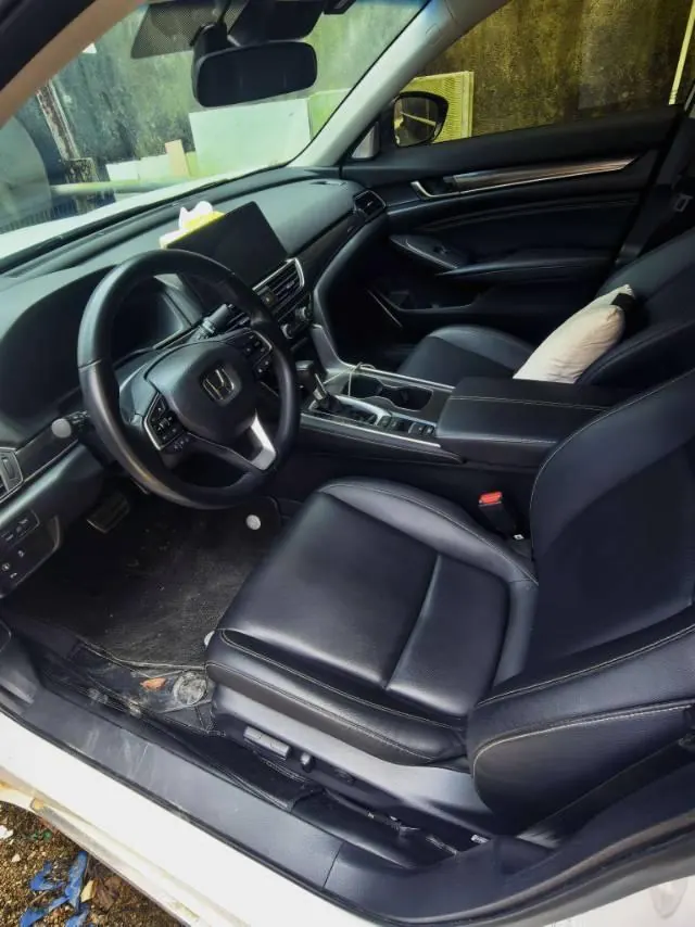 Honda 2022 10th Generation Accord 1.5T Stepless 260TURBO Magic Night Premium Edition Automatic Gear 5