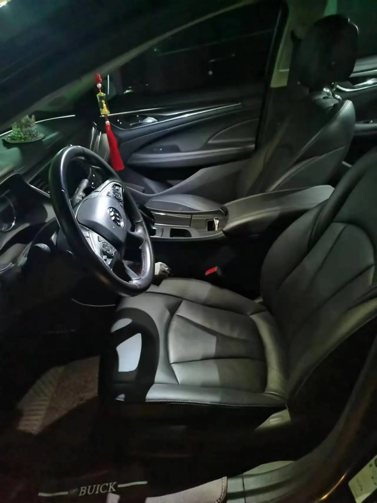 Buick 2020 LaCrosse 2.0T 652T Luxury Automatic 3