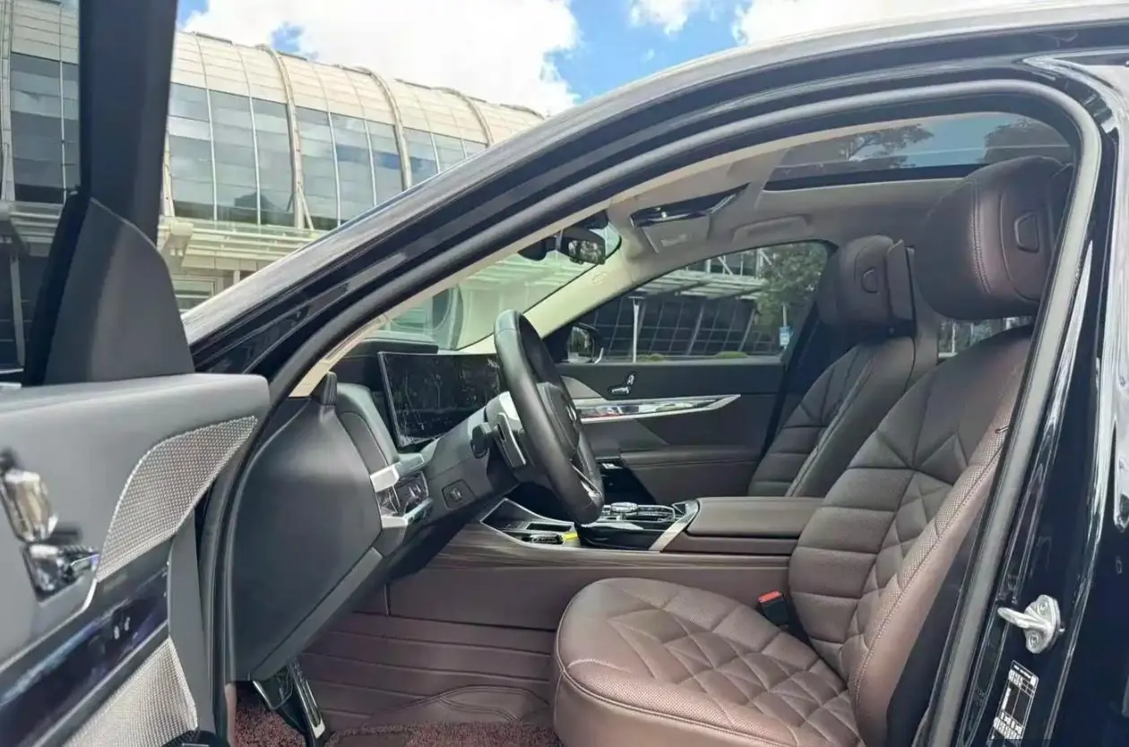 BMW 7 Series (Imported) 2023 735Li 48V 3.0T M Sports Suit Automatic Gear 3
