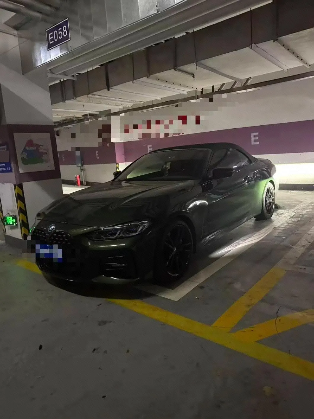 Открыть галерею: BMW 4 Series (Imported) 2022 425i Convertible Coupe 2.0T M Sports Suit Automatic Gear
