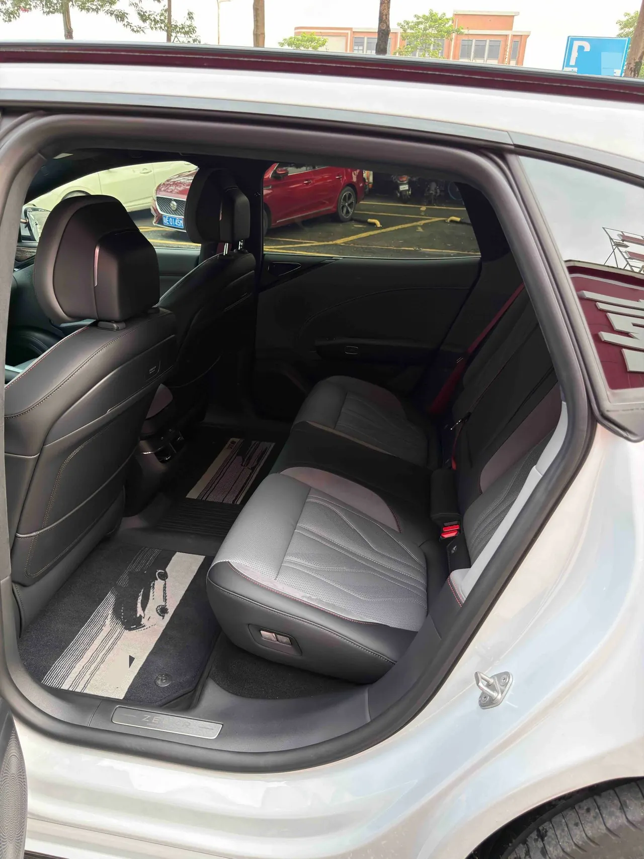 Zeekr 2025 Zeekr 007GT Rear Drive Smart Driving Edition 75kWh Automatic Gear 4