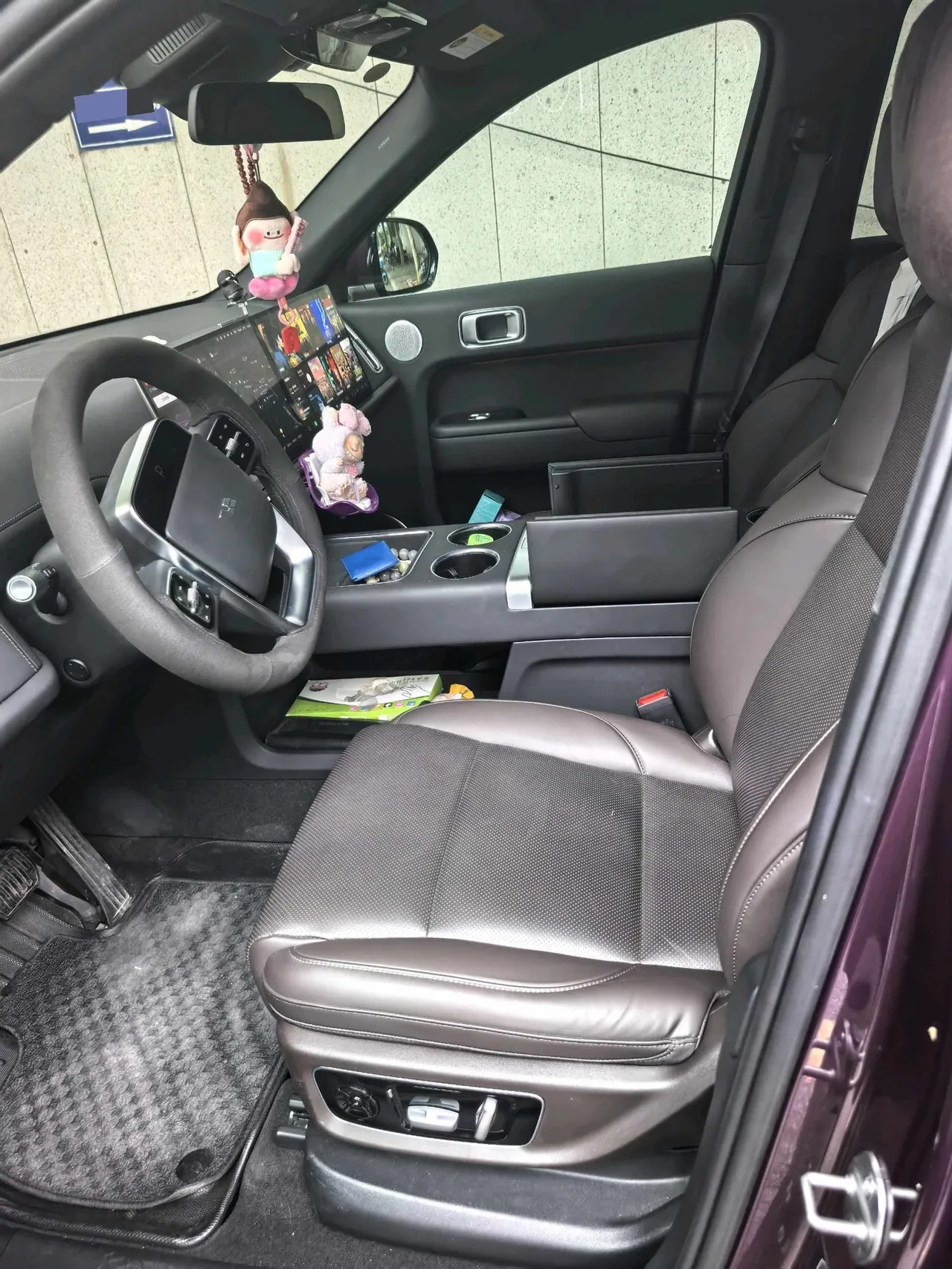 Li 2022 L9 1.5T Max Edition Automatic Gear 7