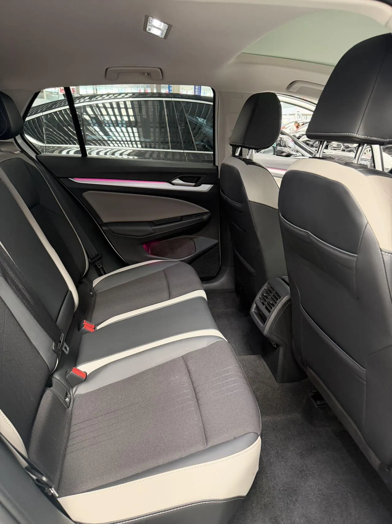 Volkswagen 2023 Golf 8 PRO 1.4TSI 280TSI Automatic 6