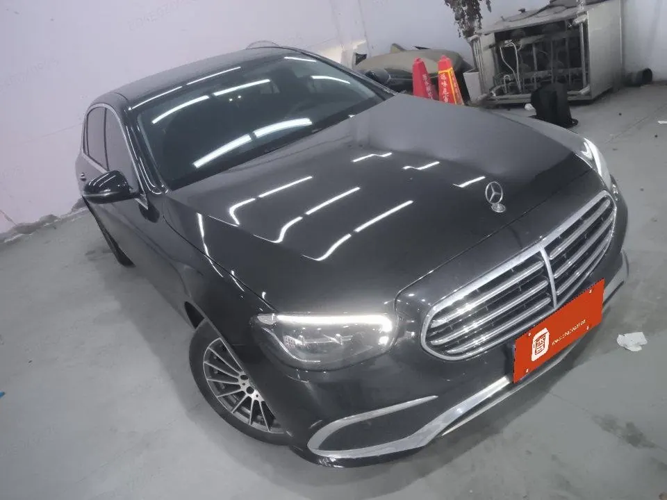 Mercedes Benz E-Class 2022 E 260 L 4MATIC 2.0T Automatic 5
