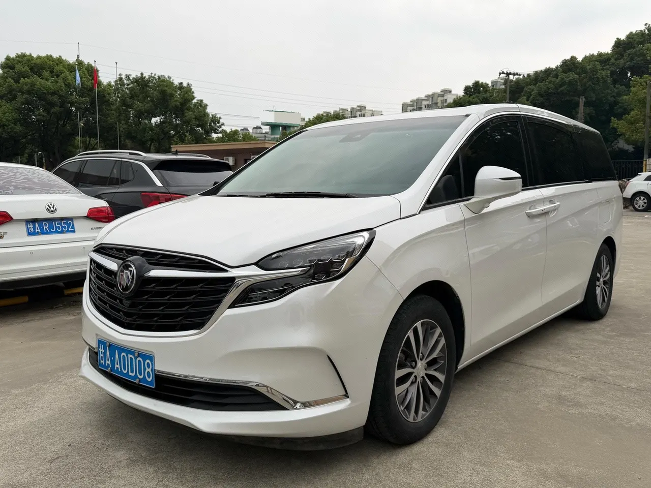 Open image lightbox: Buick 2022 GL8 ES Lu Zun 2.0T 653T Comfortable Automatic Gear