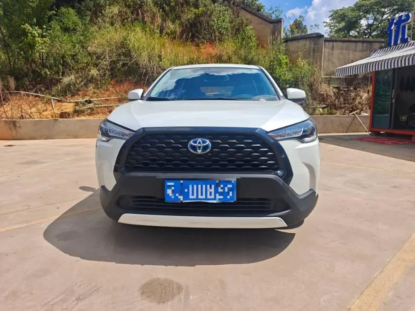 Toyota 2023 Corolla Sharp Double Engine 2.0 Stepless Pioneer Edition Automatic Gear 2