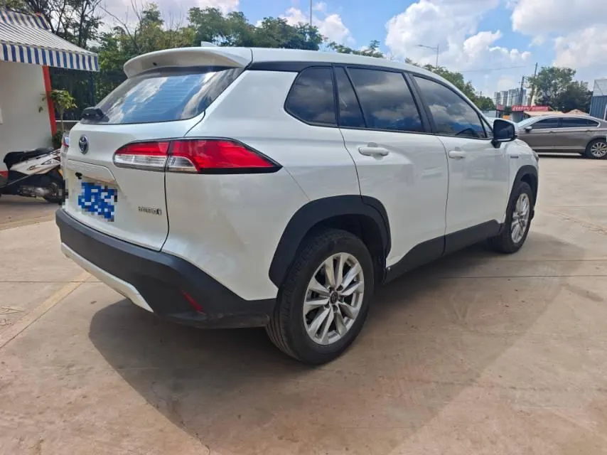 Toyota 2023 Corolla Sharp Double Engine 2.0 Stepless Pioneer Edition Automatic Gear 4