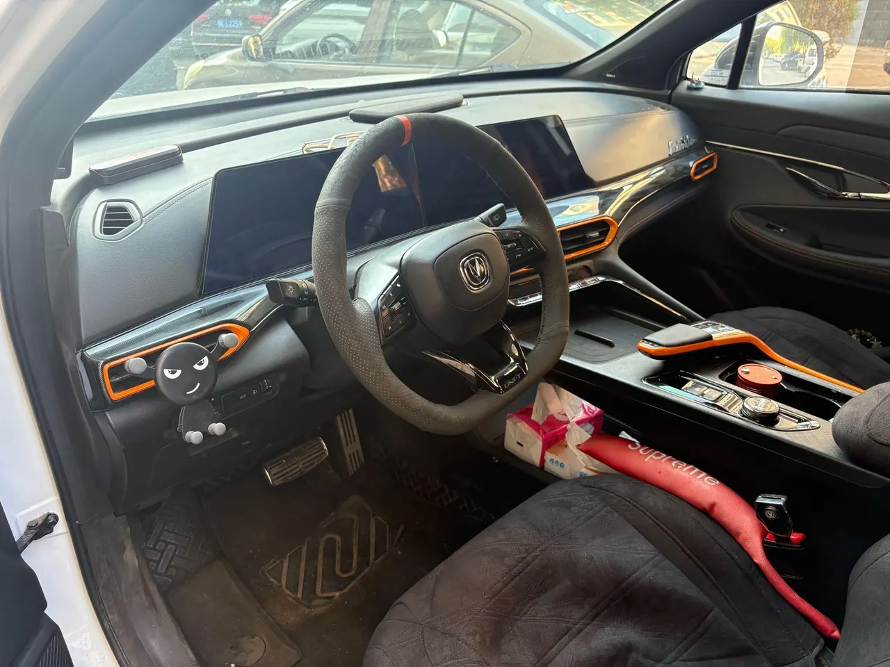 ChangAn 2022 UNI-T 1.5T Flagship Automatic Gear 3