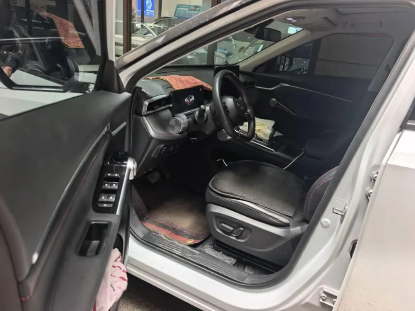 Chuanqi 2022 Shadow Cool 1.5T Supernova Max Edition Automatic Gear 4