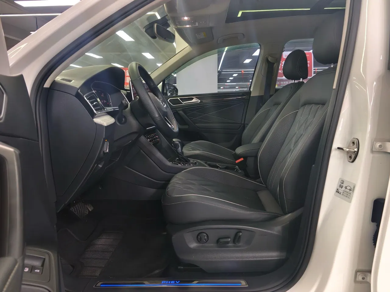 Volkswagen Tiguan L New Energy 2022 Tiguan L PHEV 1.4T 430 Premium Edition Automatic Gear 3