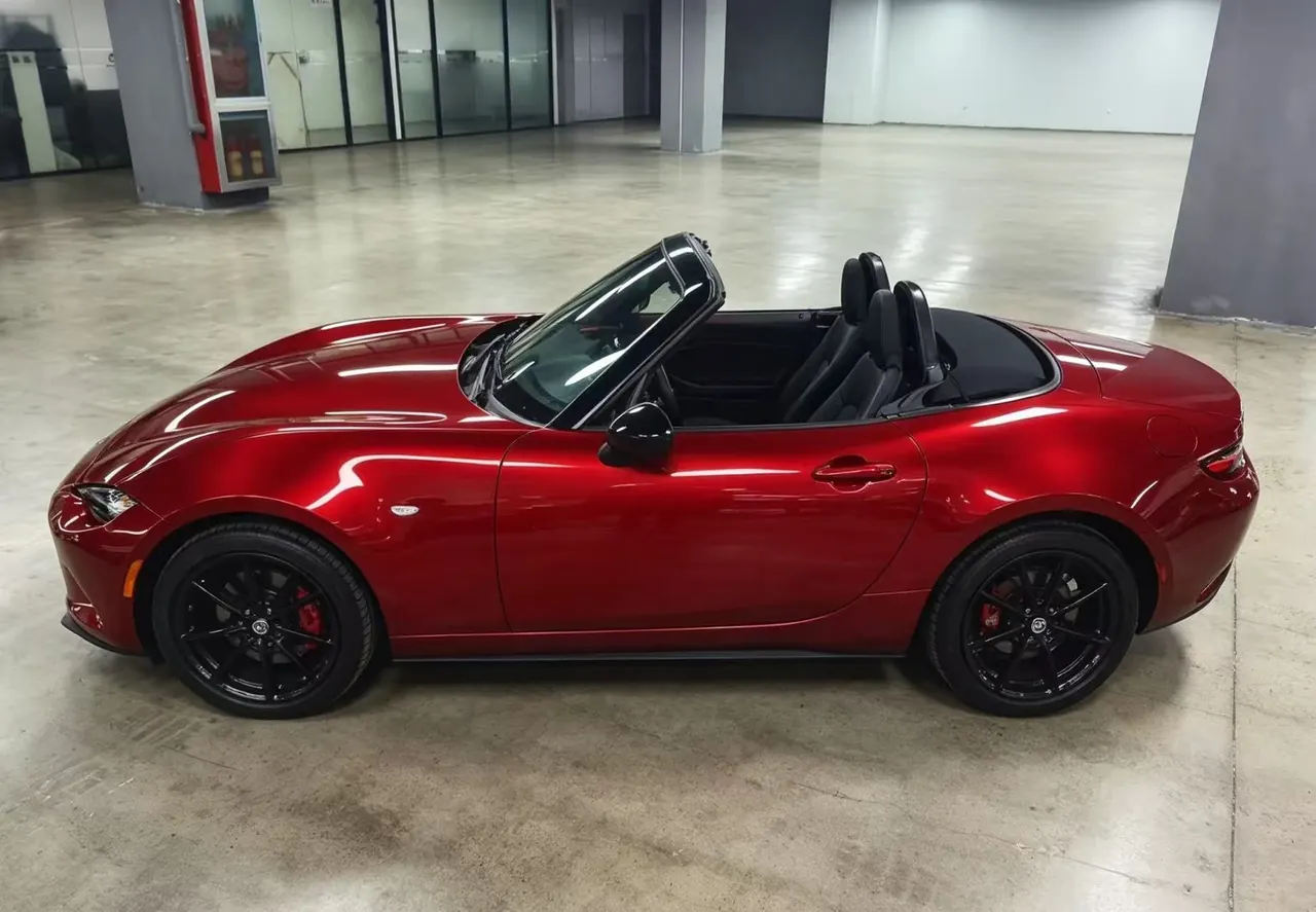 Mazda MX-5 (Imported) 2023 MX-5 RF 2.0 Manual Gear 2