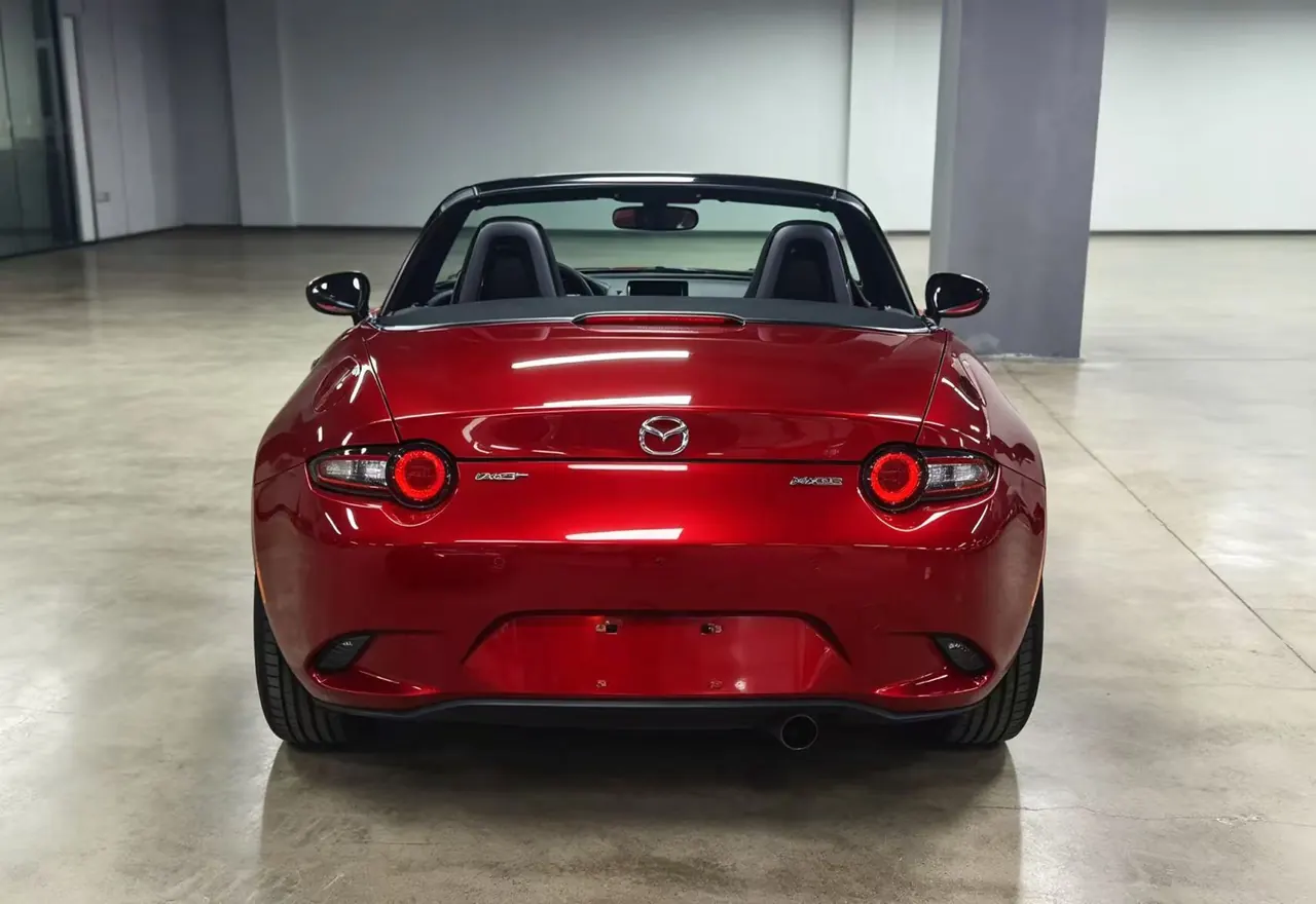 Mazda MX-5 (Imported) 2023 MX-5 RF 2.0 Manual Gear 4