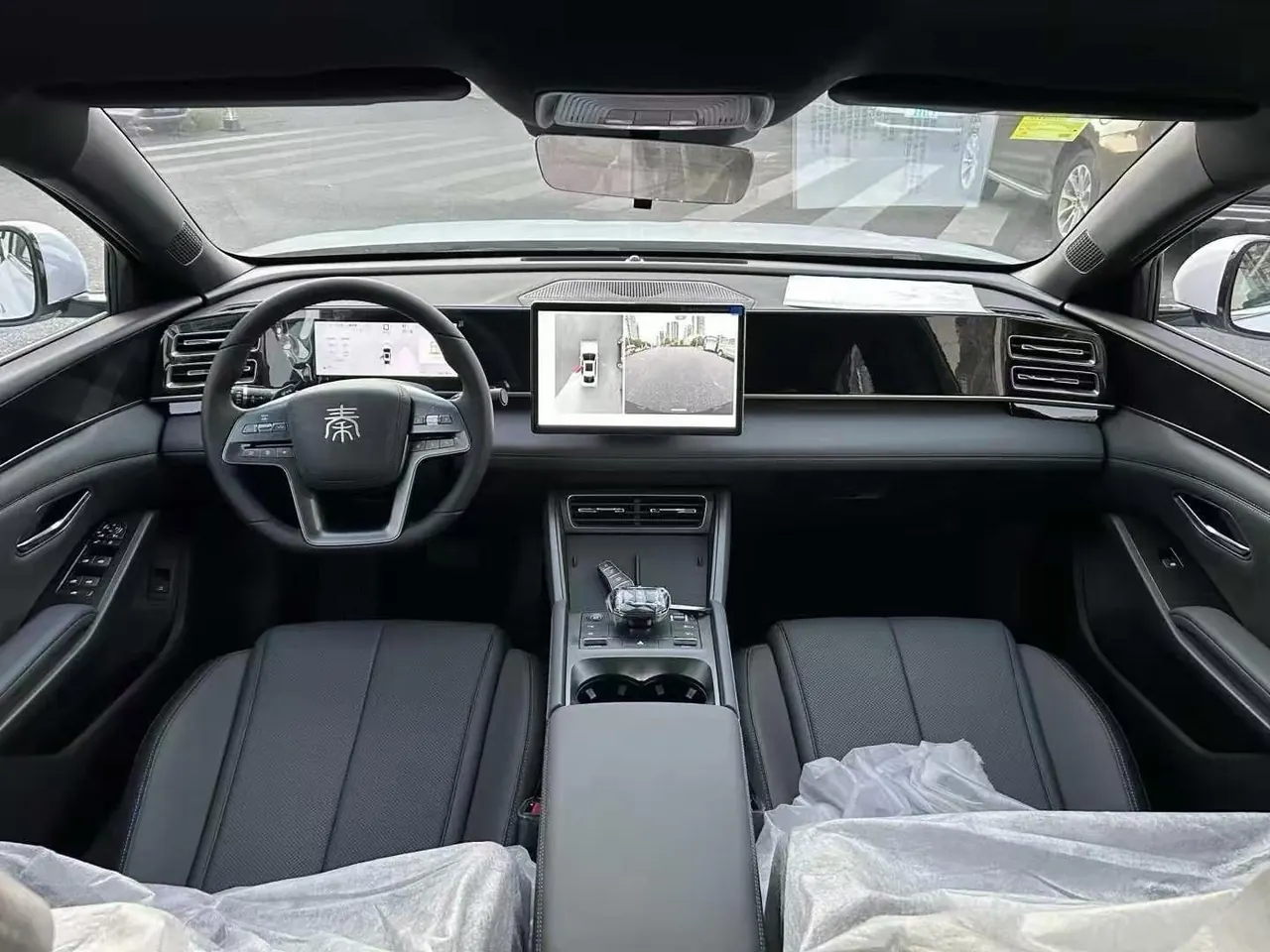 BYD 2025 Qin L DM-i 1.5 stepless smart driving version 80KM leading automatic gear 5