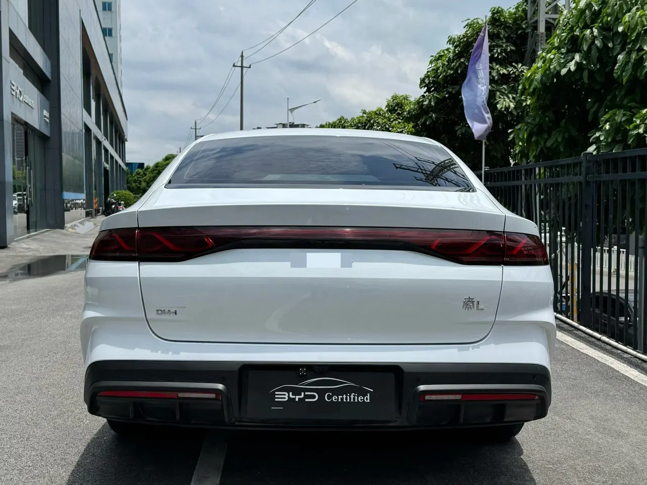 BYD 2025 Qin L DM-i 1.5 stepless smart driving version 80KM leading automatic gear 7