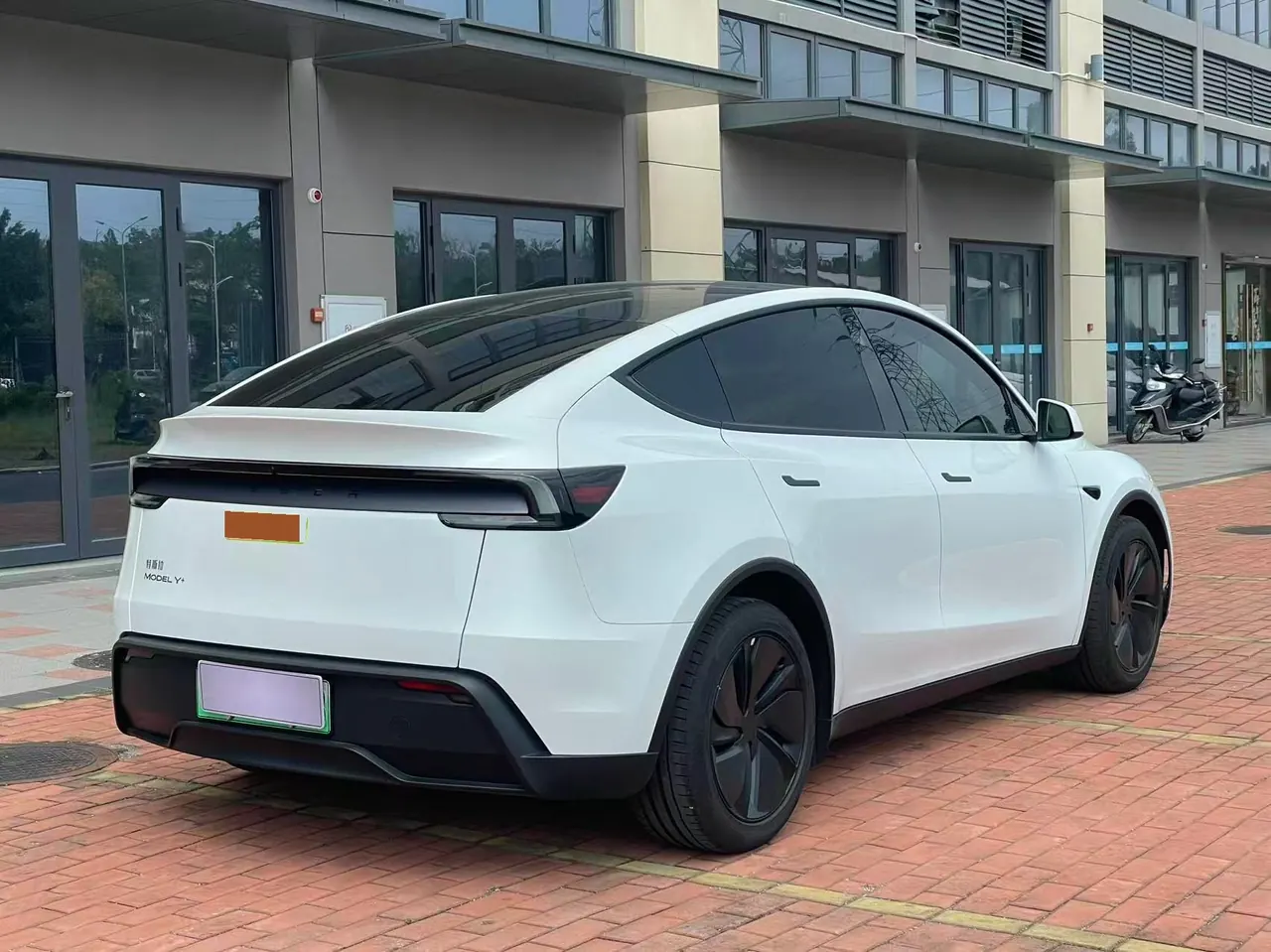Tesla 2025 Model Y long endurance all-wheel drive version (modified) automatic gear 9