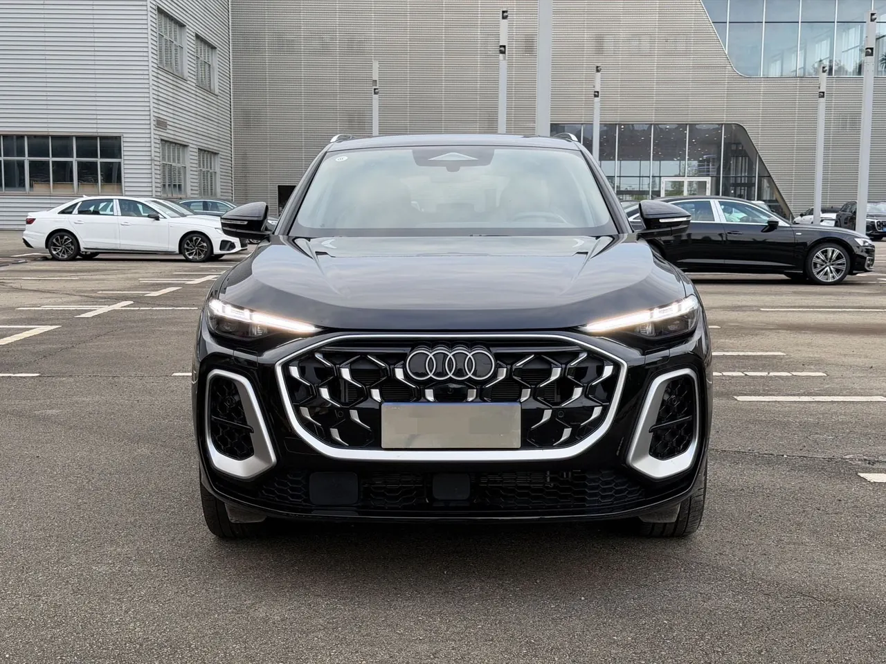 Audi 2026 Q5L 20 T 10 million users exclusive version of automatic gear 2