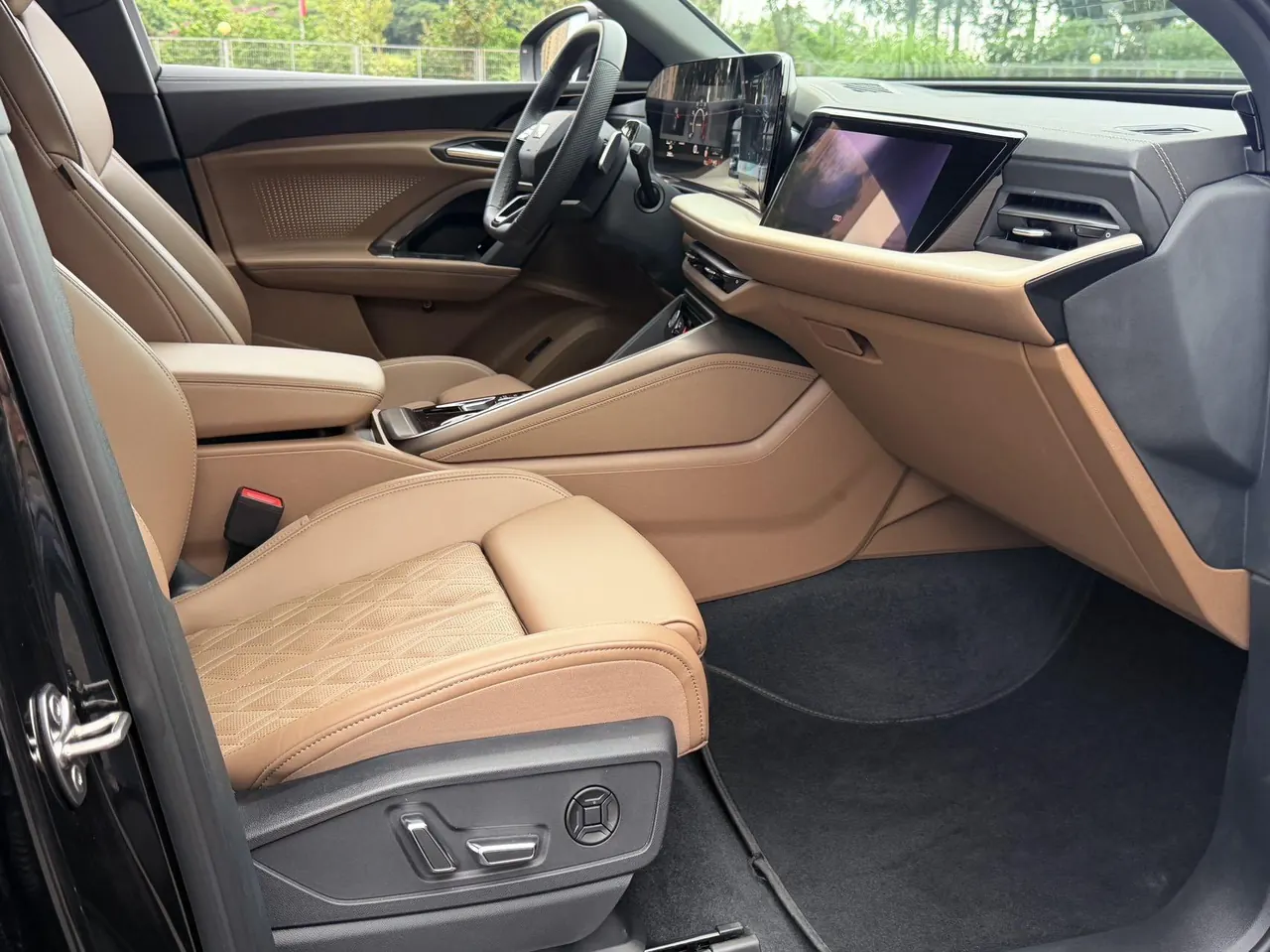 Audi 2026 Q5L 20 T 10 million users exclusive version of automatic gear 4