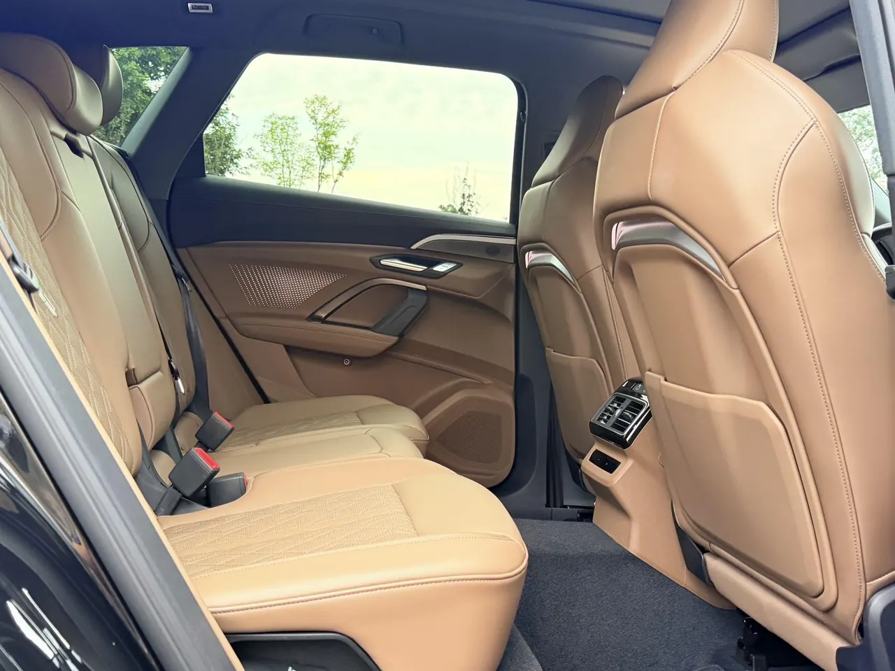 Audi 2026 Q5L 20 T 10 million users exclusive version of automatic gear 5