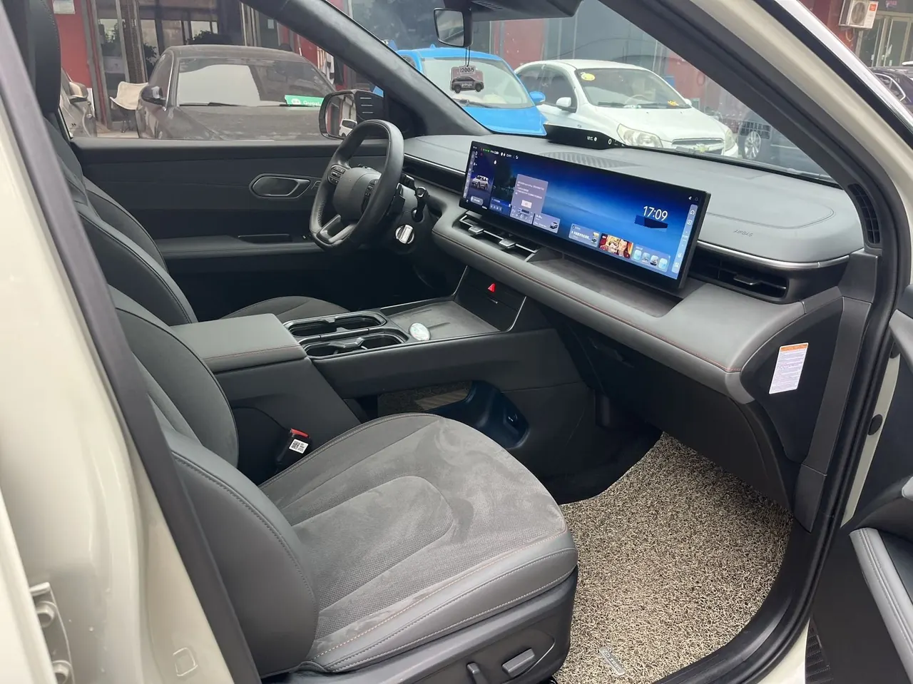 Hyundai 2025 EO Yi Europe Two-Drive SMART Edition 88.112kWh Automatic Gear 7
