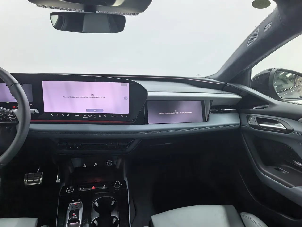Audi 2026 A6L e-tron Starts Gan Kun Smart Driving Edition Automatic Gear 3