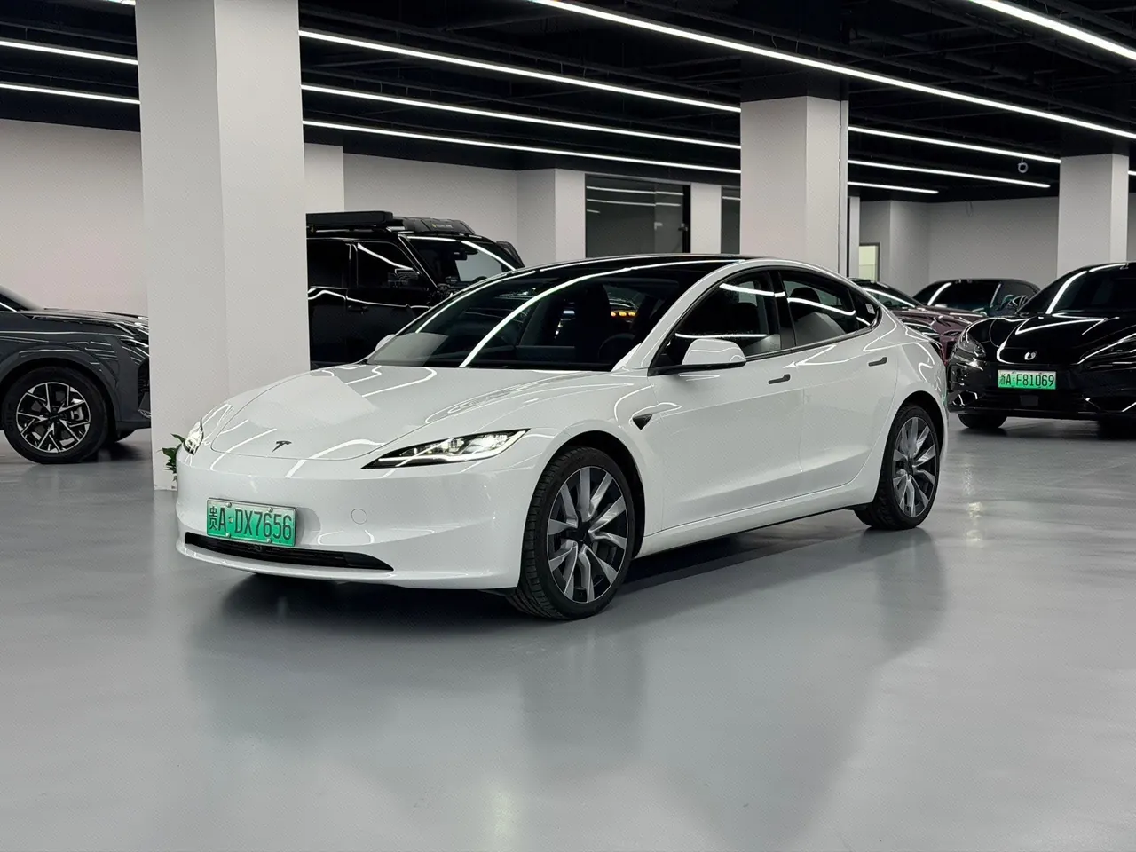Open image lightbox: Tesla 2026 Model 3 Long Endurance Rear Wheel Drive Automatic Transmission