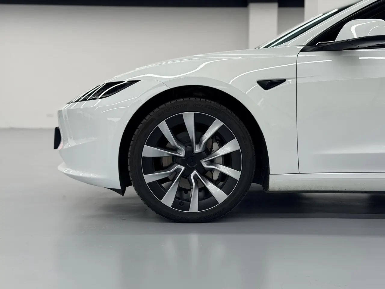 Tesla 2026 Model 3 Long Endurance Rear Wheel Drive Automatic Transmission 4