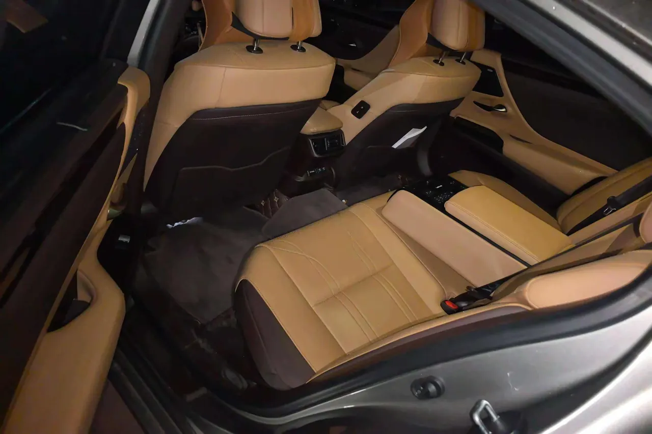 Lexus ES (Imported) 2020 ES300h 2.5 Stepless Administrative Edition Automatic Gear 5