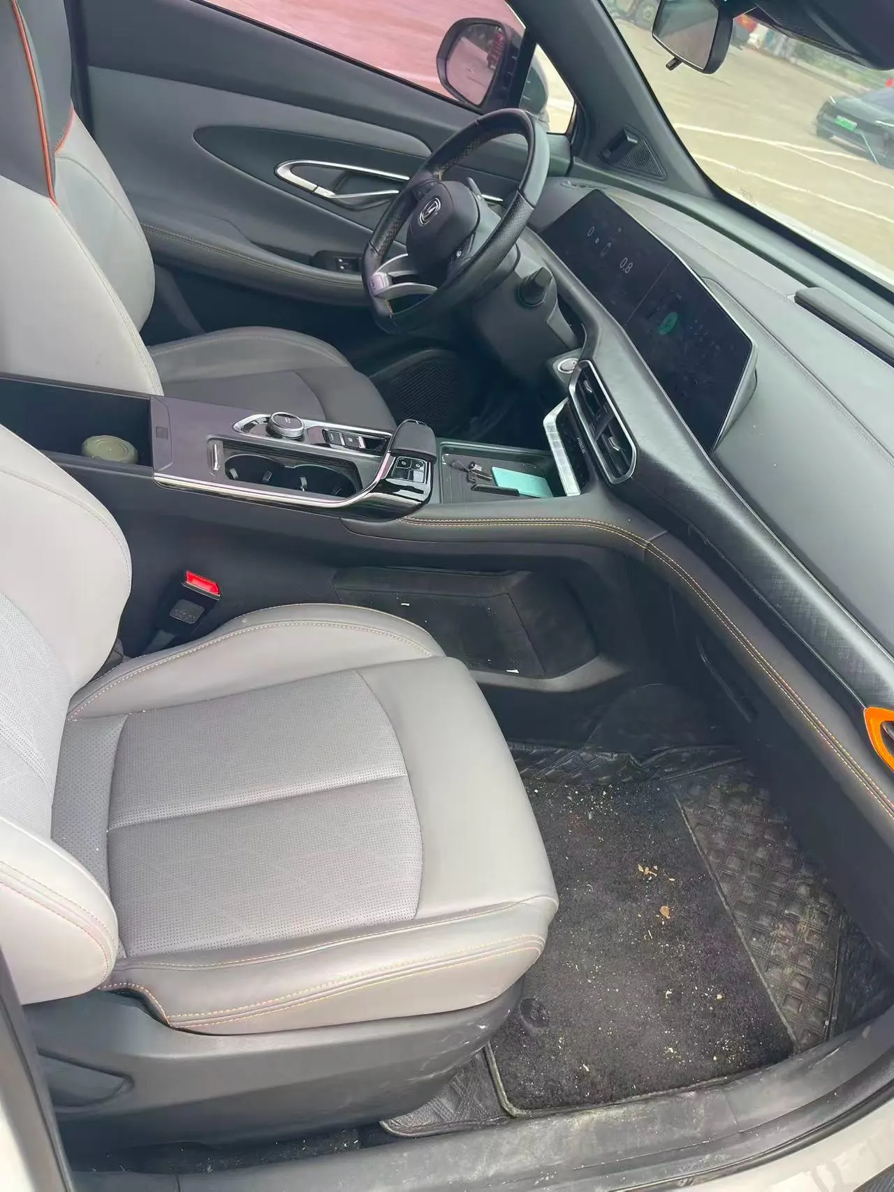 ChangAn 2022 UNI-T 1.5T honorable automatic gear 6