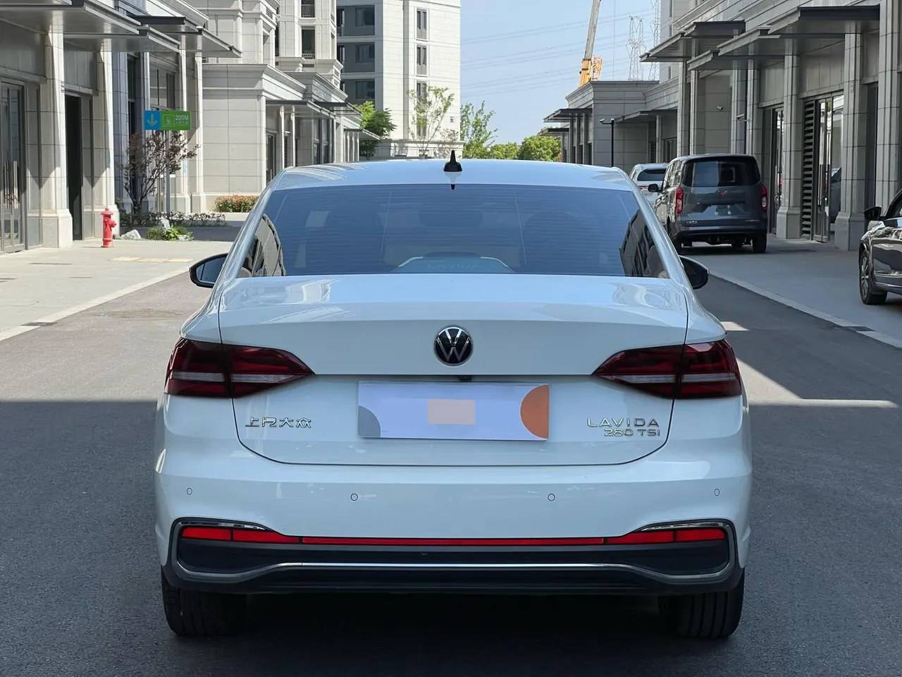 Volkswagen 2023 LaVida 1.5 5 Million Edition Automatic 5