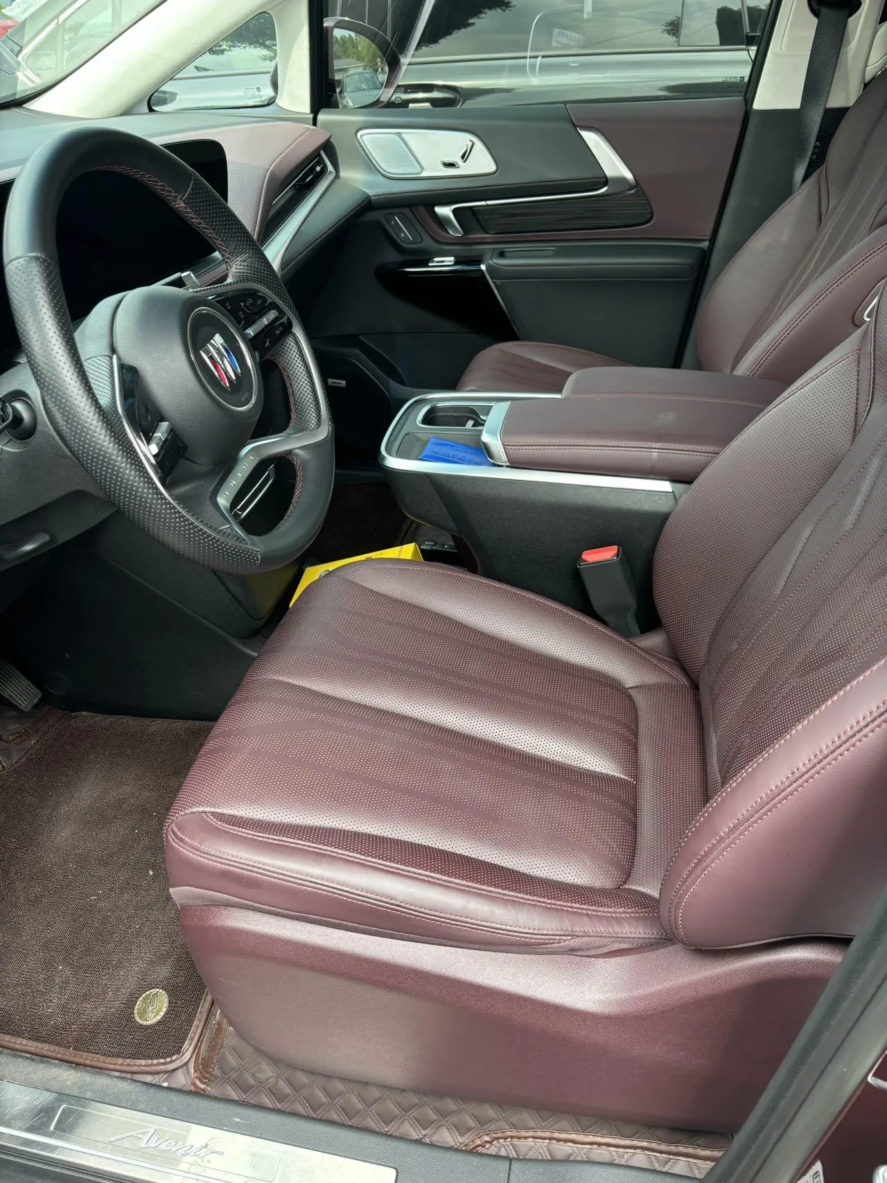 Buick 2023 Century 48V 2.0T Yunshi Edition 7-seat Automatic Gear 4