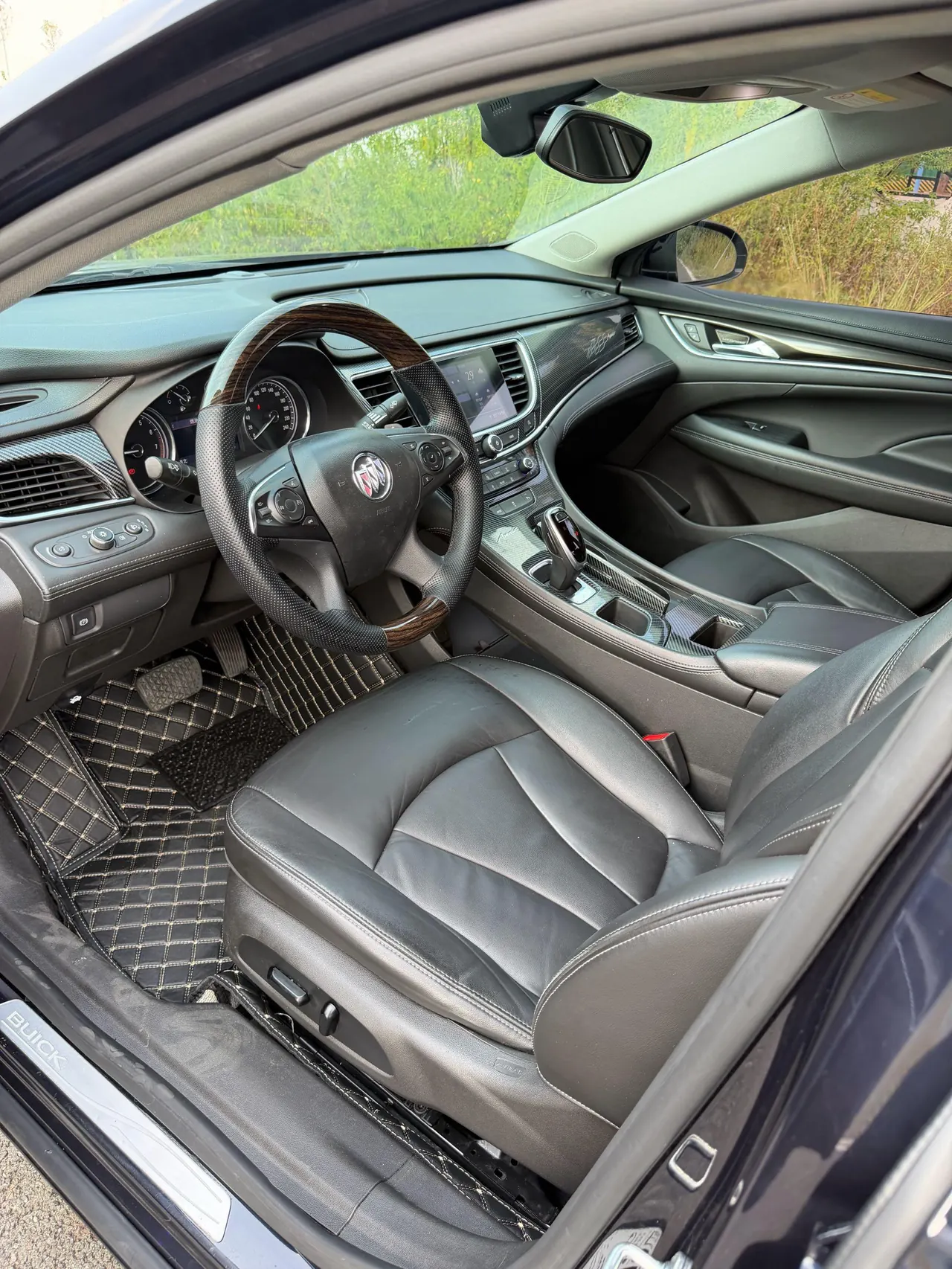 Buick 2021 LaCrosse 2.0T 652T Luxury Automatic 3