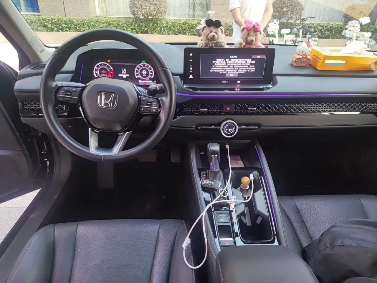 Honda 2025 11th Generation Accord 1.5T Stepless 260TURBO Premium Edition Automatic Gear 3