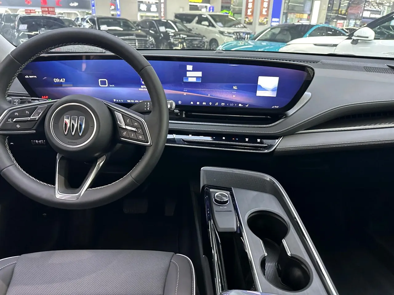 Buick 2025 E 5 620KM Premium Edition Automatic Gear 10